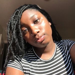 Meet your Posher, Jamesha